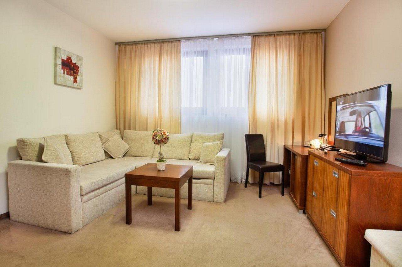 Hotel Academic Zvolen Dış mekan fotoğraf