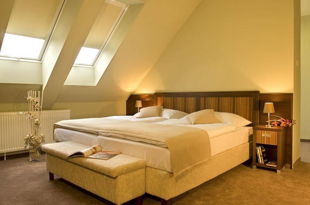 Hotel Academic Zvolen Dış mekan fotoğraf