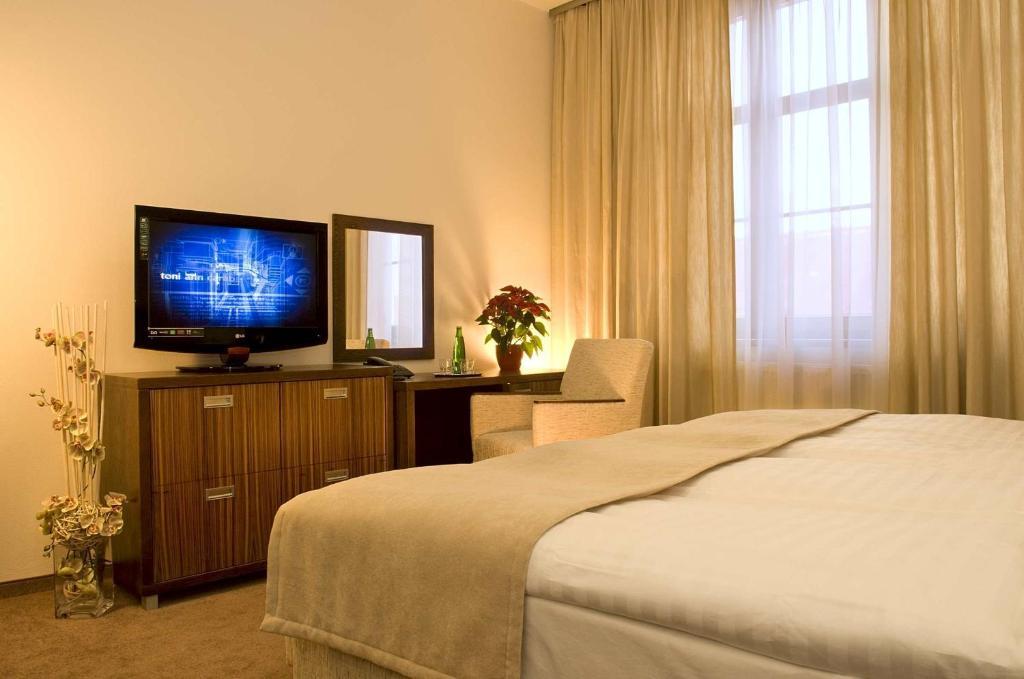 Hotel Academic Zvolen Dış mekan fotoğraf