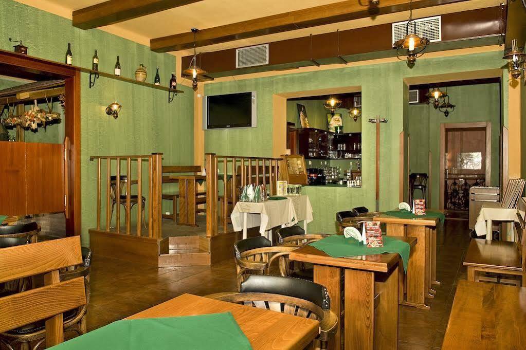 Hotel Academic Zvolen Dış mekan fotoğraf